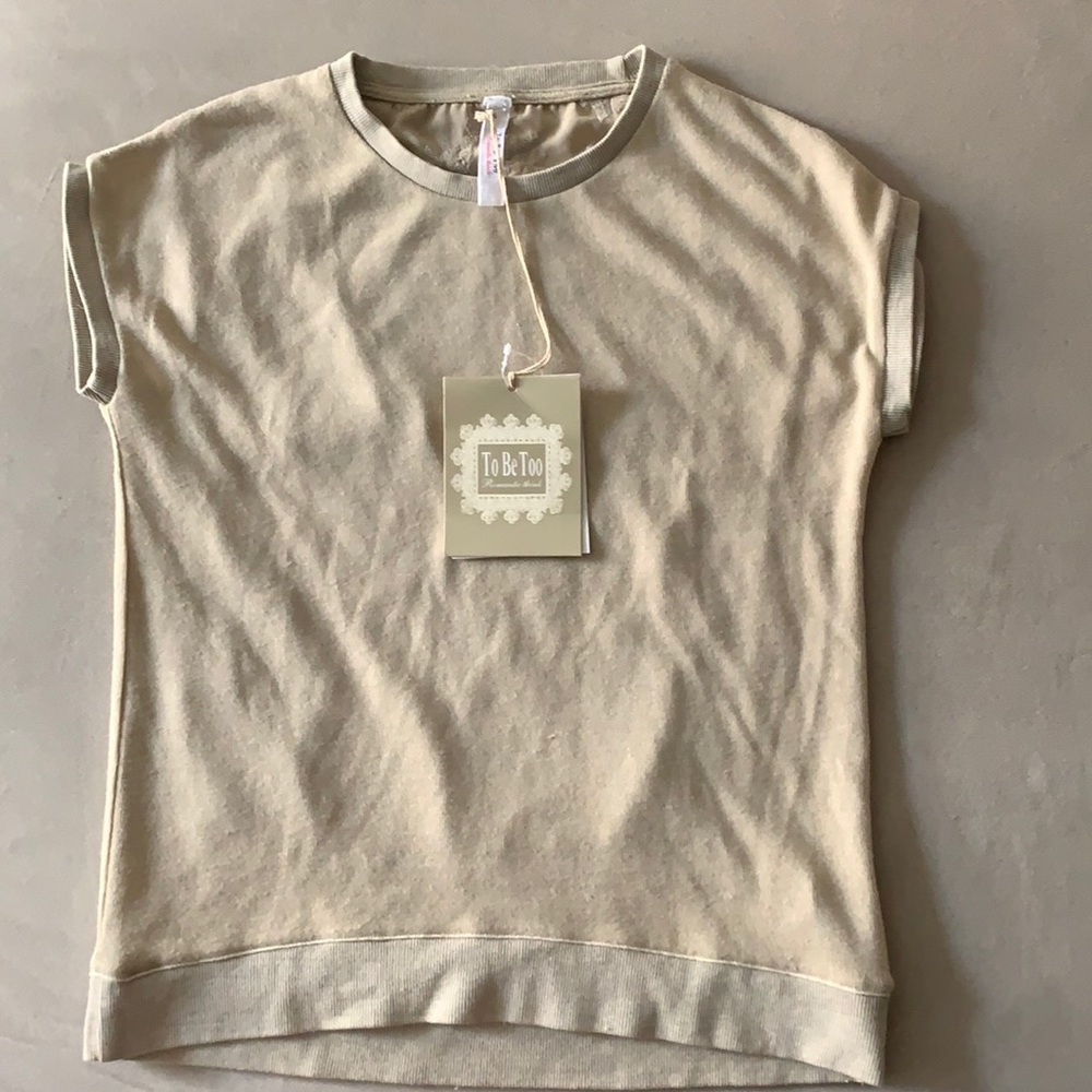 To be too ladies top.